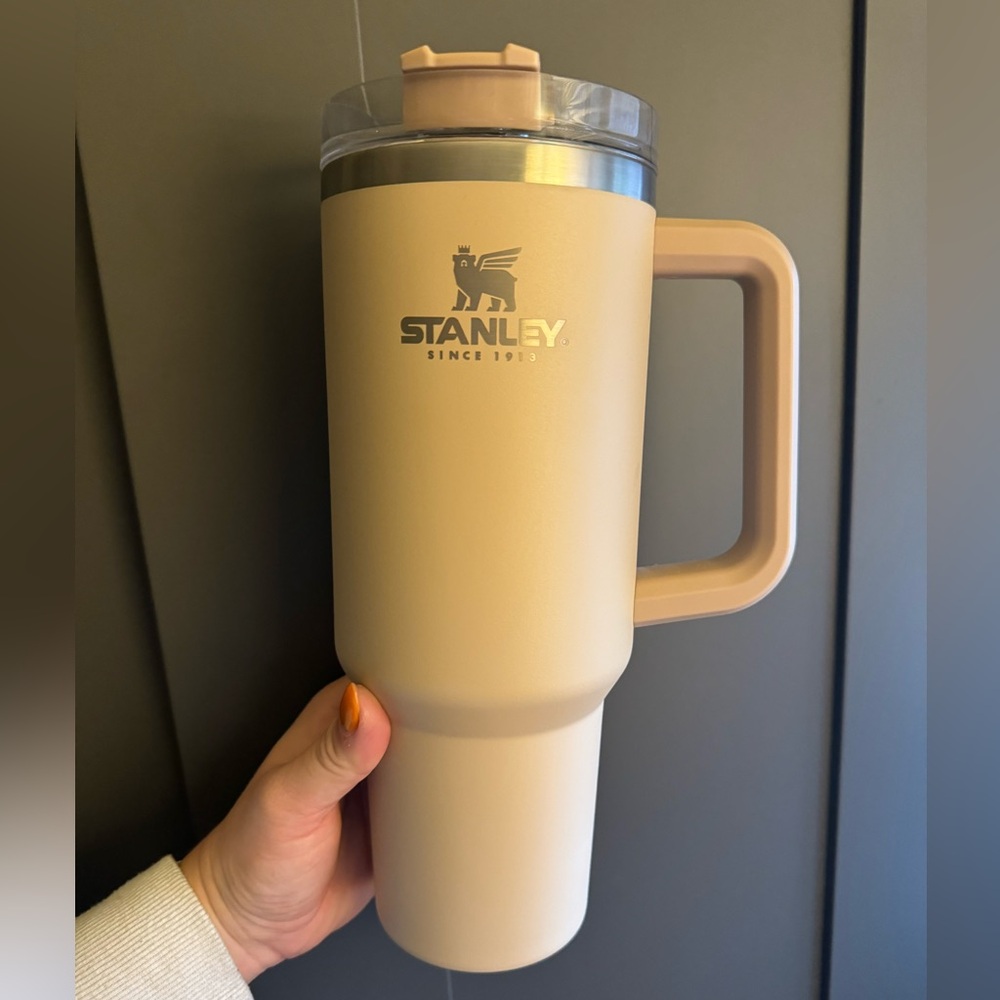 OG stanley 40oz